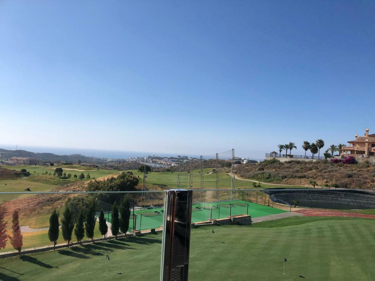 Апартаменты La Cala Hill Club Ла-Кала-де-Михас Экстерьер фото